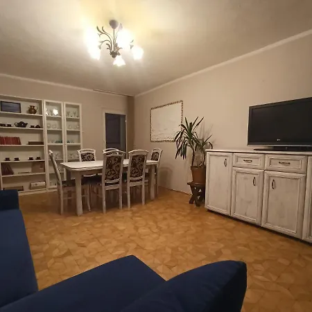 Za Rogiem Papierni *